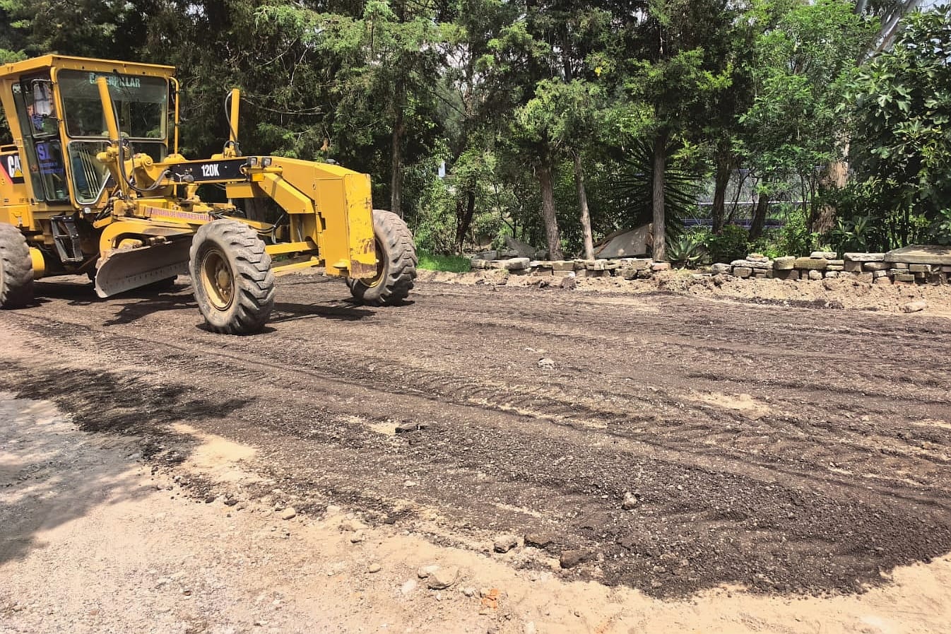 Avanza Ayuntamiento de Tlaxcala trabajos de fresado en san esteban Tizatlán para mejorar la movilidad